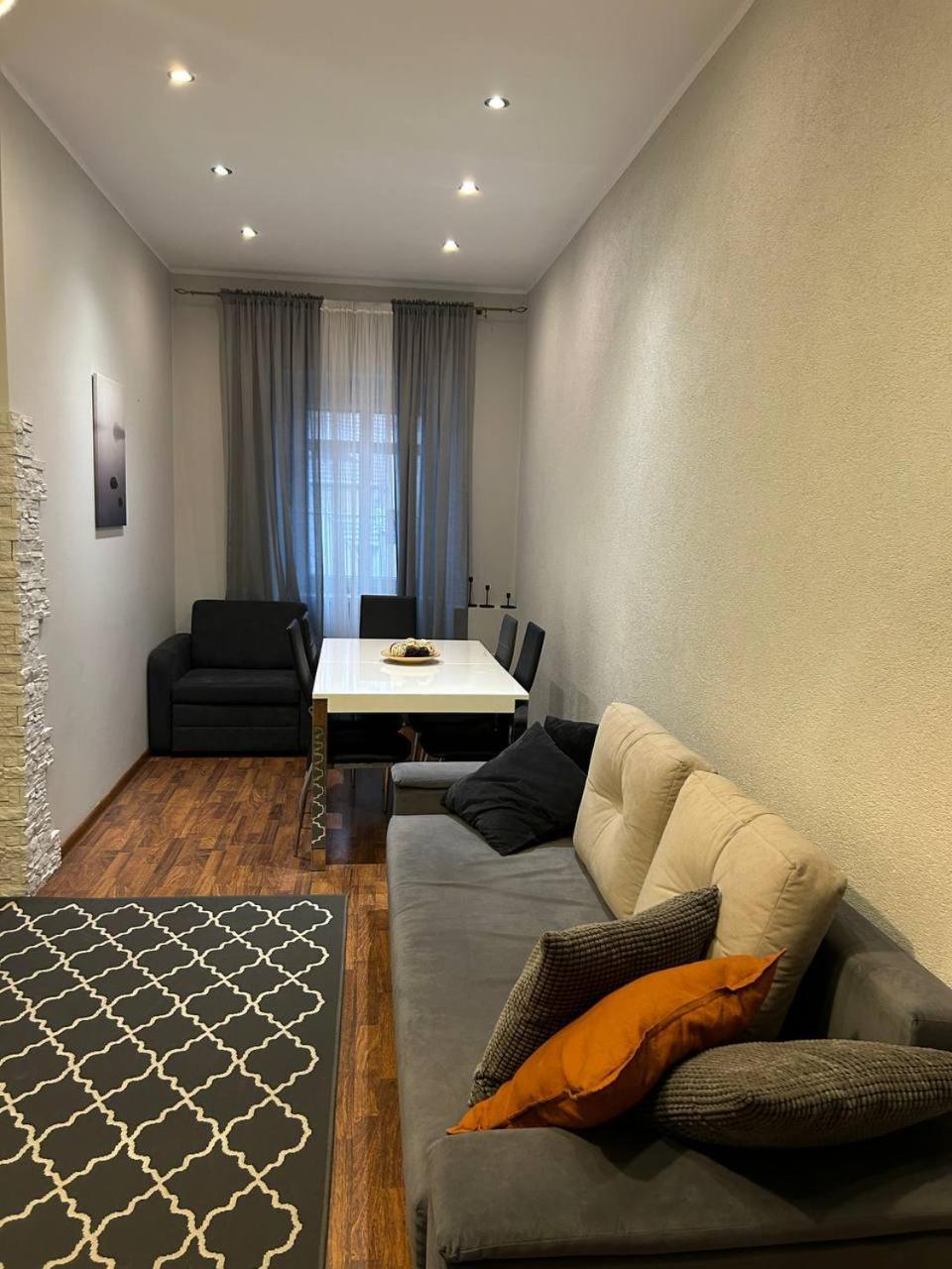 Big Apart - Rynek 8 - Nice View - 3 Rooms - 9 People Wroclaw Exterior photo
